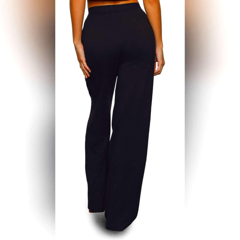 Never worn with tags Skims boyfriend loose pants